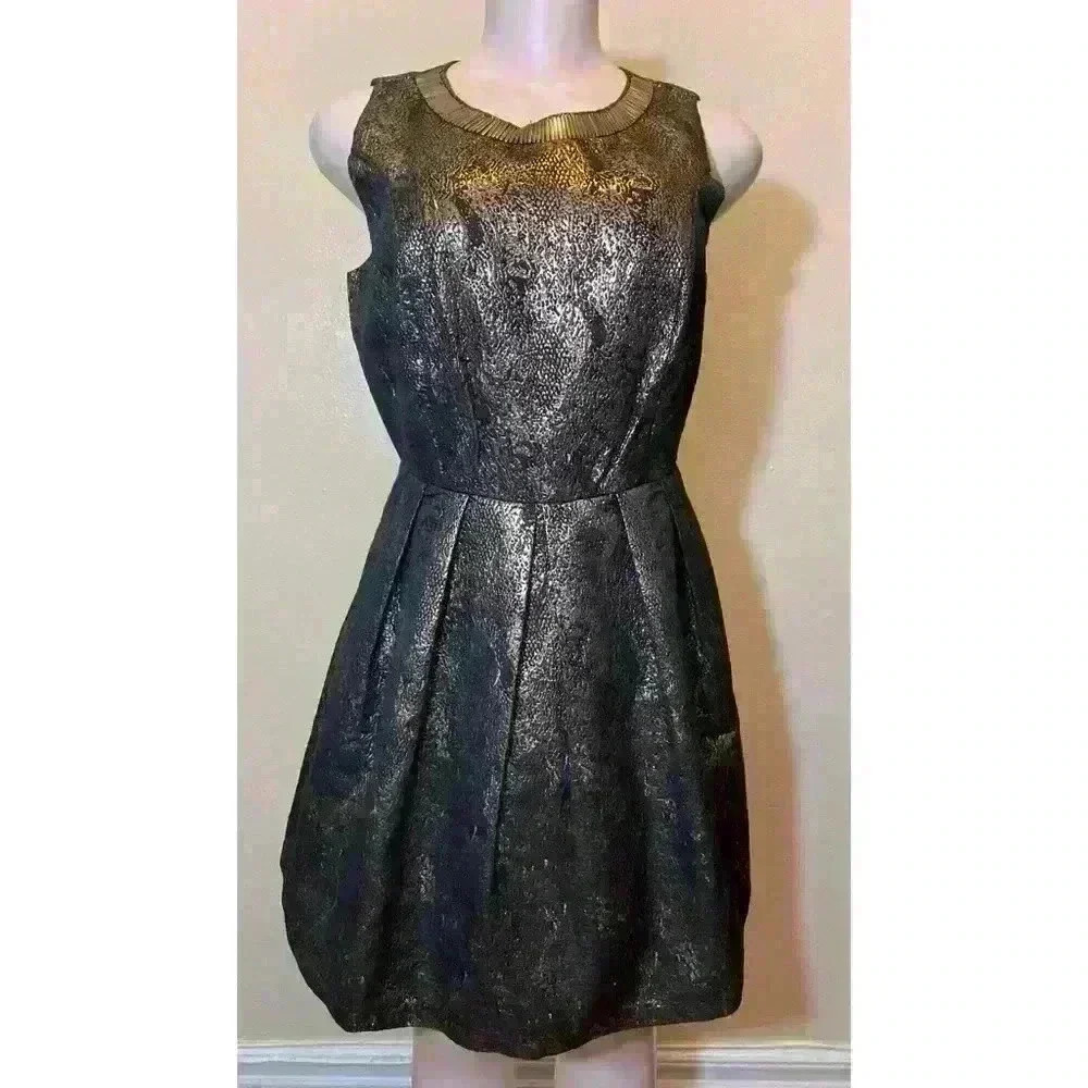 NWT BRAND NEW ROMEO + JULIET DRESS SIZE M